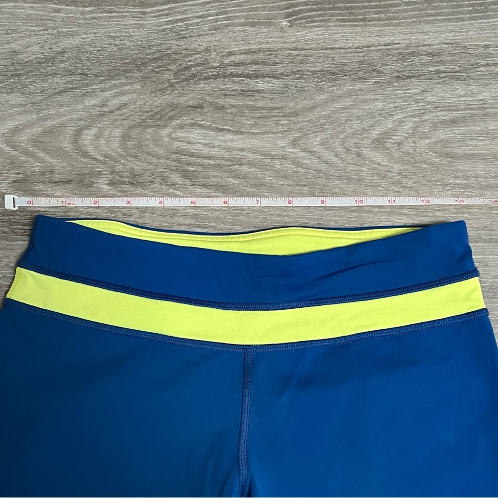 Lululemon Crop Leggings Size 6 - Picture 8 of 12